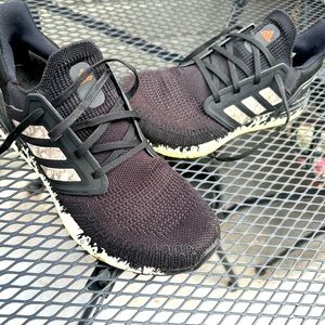Used Men’s Adidas sneakers
